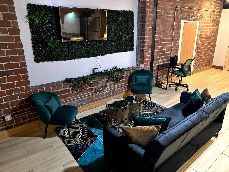 Serene Living Downtown Stl Loft เซนต์ลูอิส ภายนอก รูปภาพ